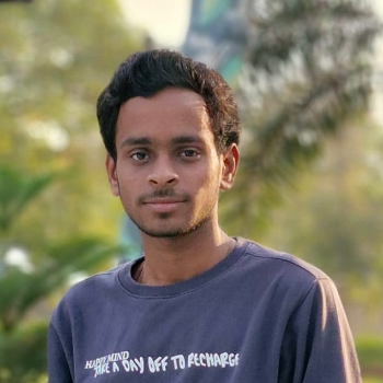 Vaghasiya Pushp - Web Designer